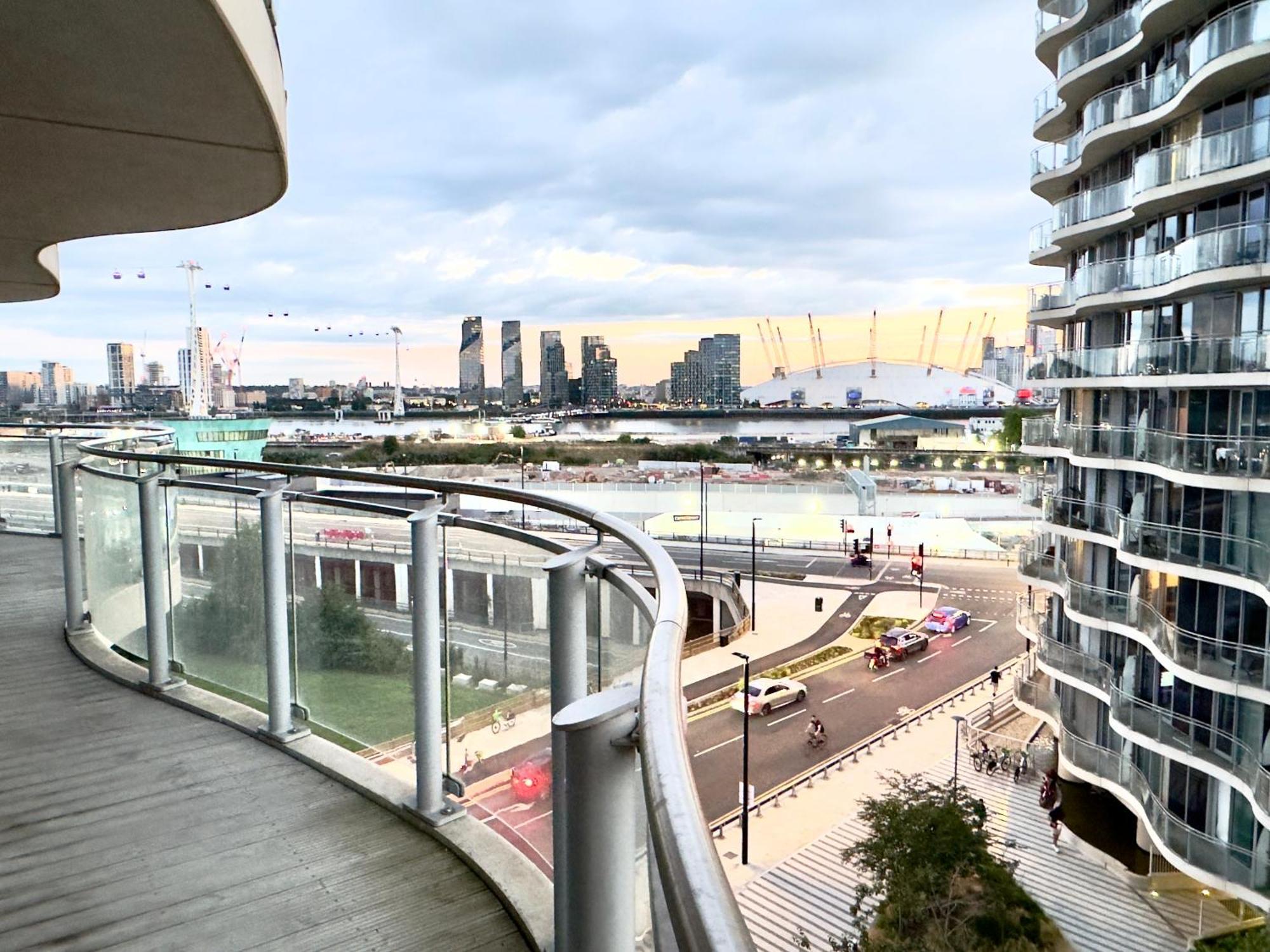 London Excel Cosy Apartment With Balcony & River View Close To O2 Arena, Cable Car, City Hall Екстер'єр фото